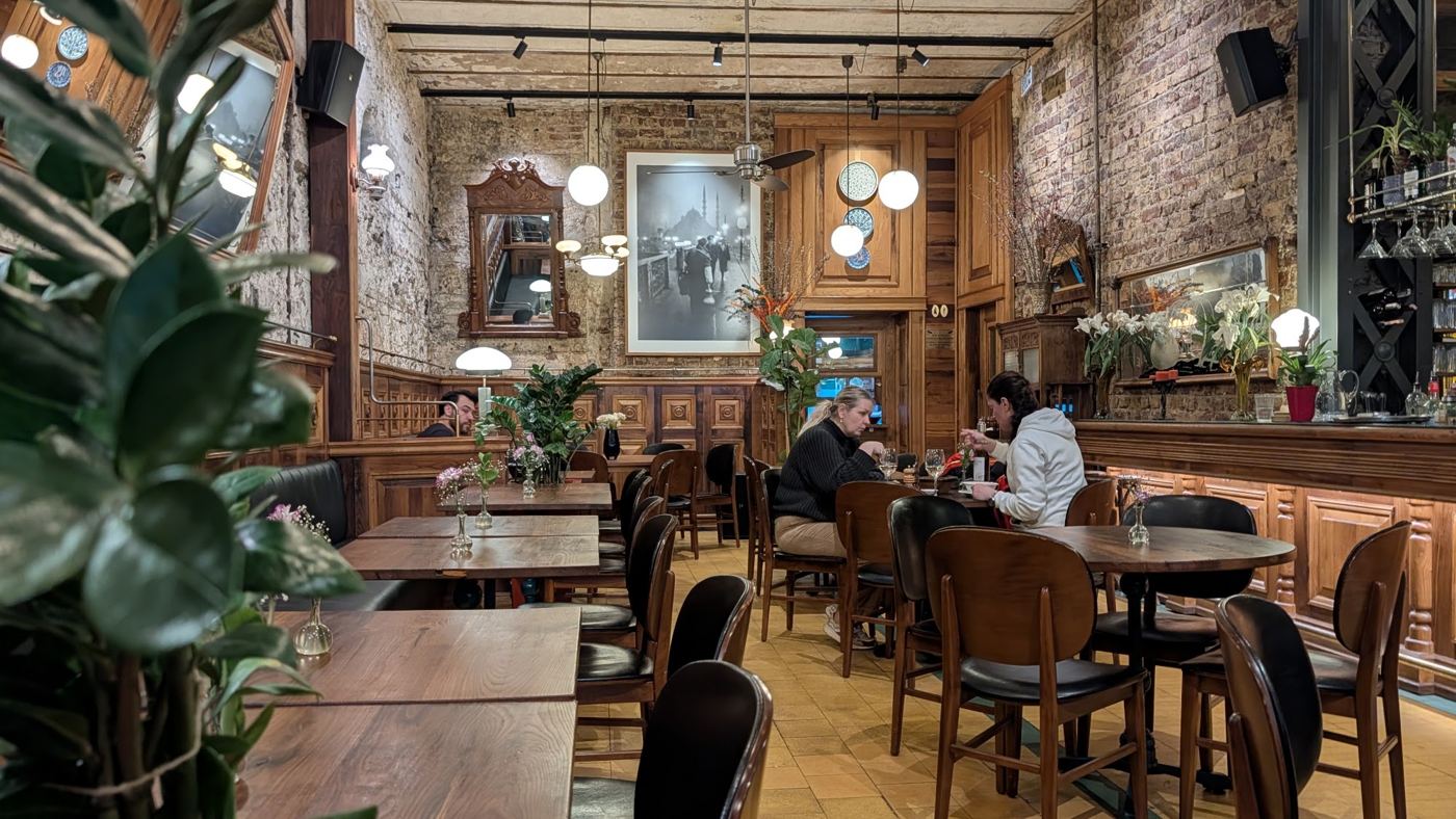 Gün ışığında salon